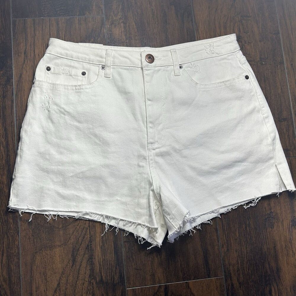 A Loves A White Denim Cut Off Raw Hem Shorts High Rise Women’s 31 NWT